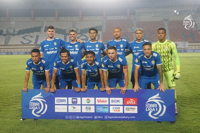 akhirnya-persib-juara-musim-reguler-liga-1-20242025-sejarah-baru-maung-bandung